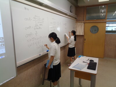 4年生　数学Ⅰのグループワーク