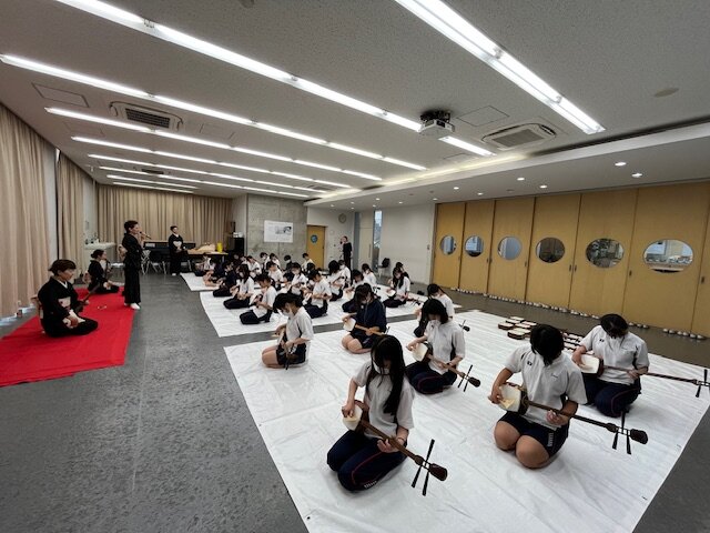 子供のための伝統文化・伝統芸能体験授業を実施しました