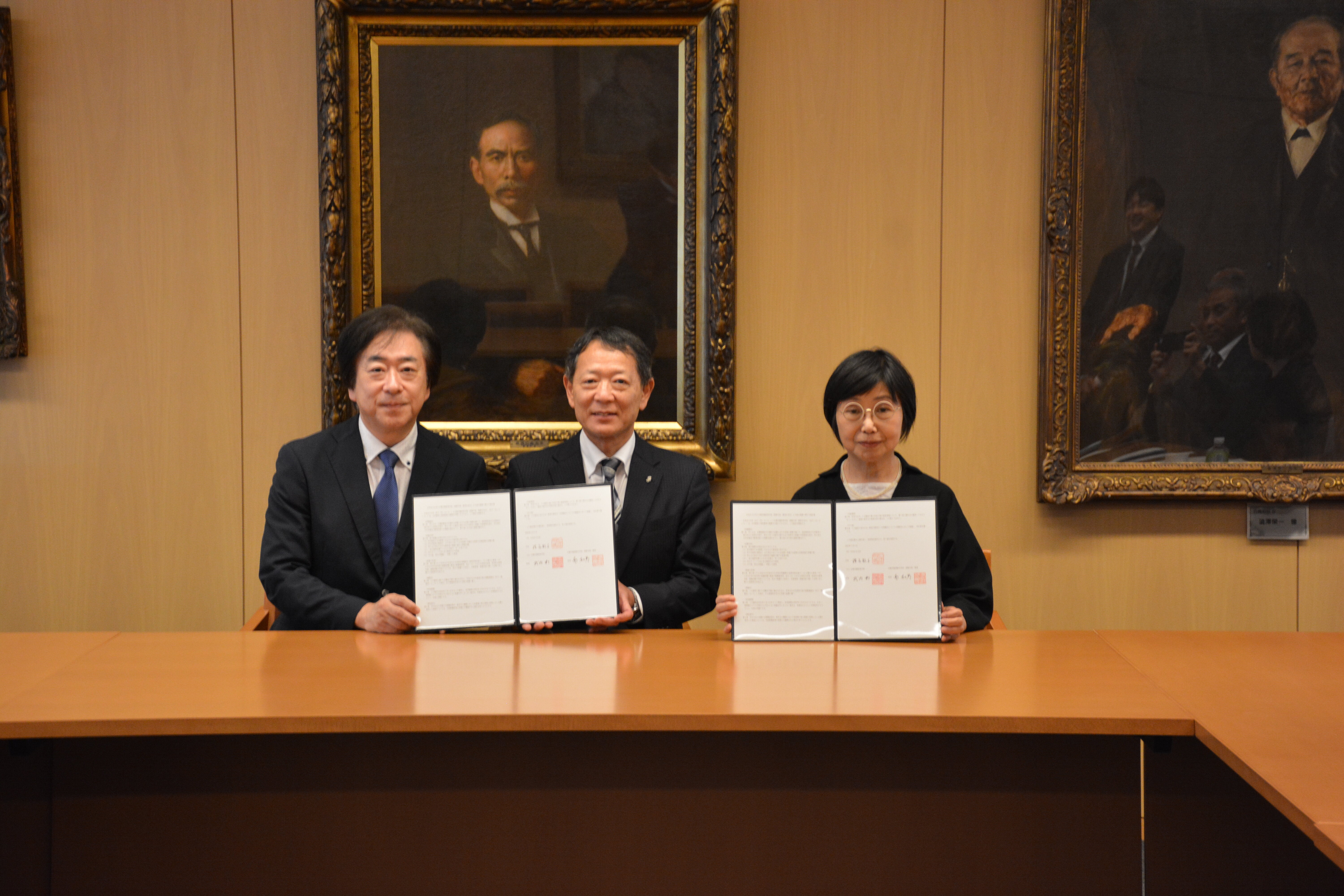 日本女子大学と高大連携協定を締結しました